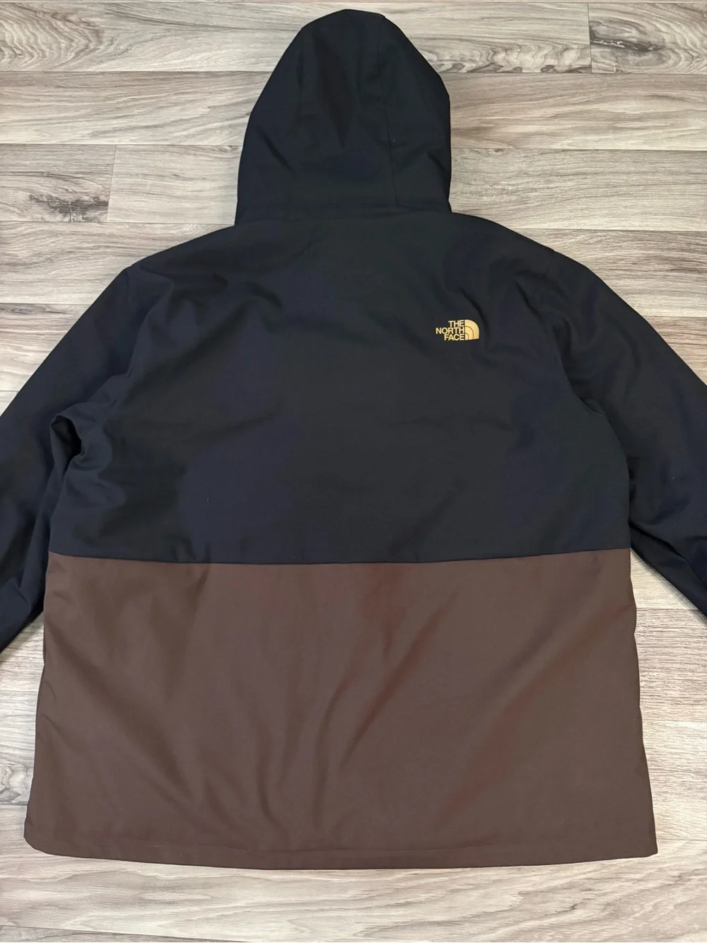 The North Face Men's Apex Elevation Jacket in Brown and Black Size XXL